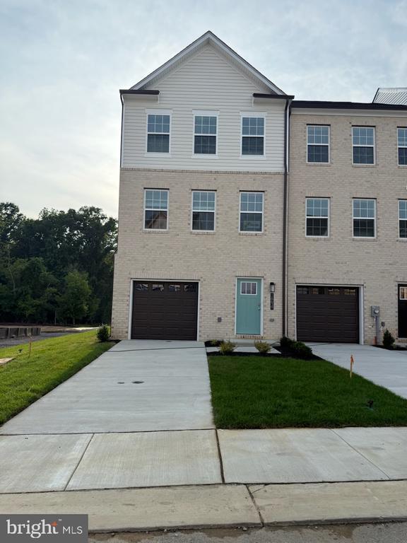 16639 Green Glade Dr