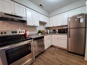 2138 Kimball Cir in Virginia Beach, VA - Building Photo - Building Photo