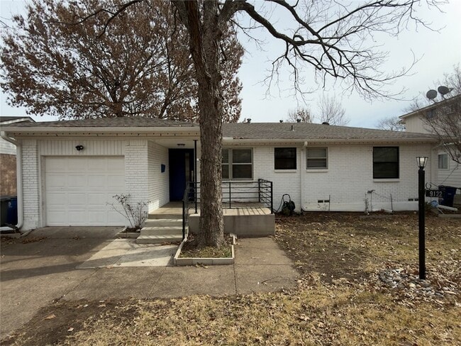 property at 9122 Clearwater Dr