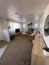 941 W Chamberlain Dr in Kanab, UT - Building Photo - Building Photo