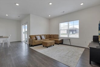 567 Faulkner Dr in Lithopolis, OH - Building Photo - Building Photo
