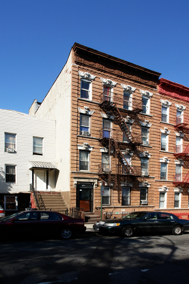 134 17th St in Brooklyn, NY - Building Photo - Building Photo