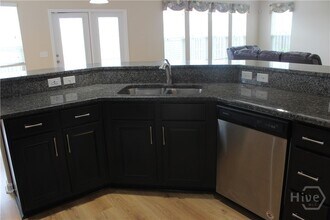 216 Lake Pointe Dr in Savannah, GA - Building Photo - Building Photo