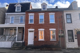 145 Church St in Lancaster, PA - Building Photo