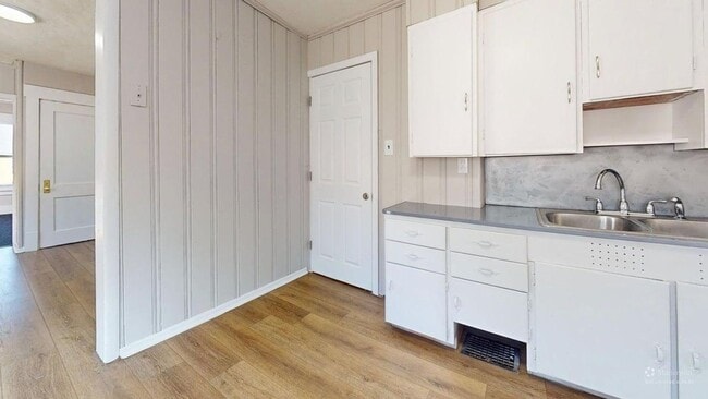 property at 2236 Penn Pl NE