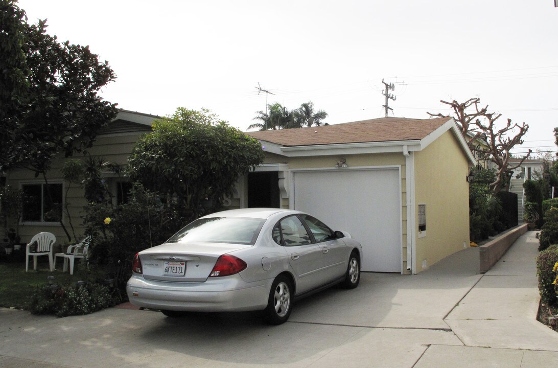 1228 12th St in Santa Monica, CA - Building Photo