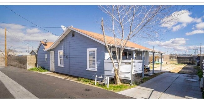 property at 44725 Beech Ave