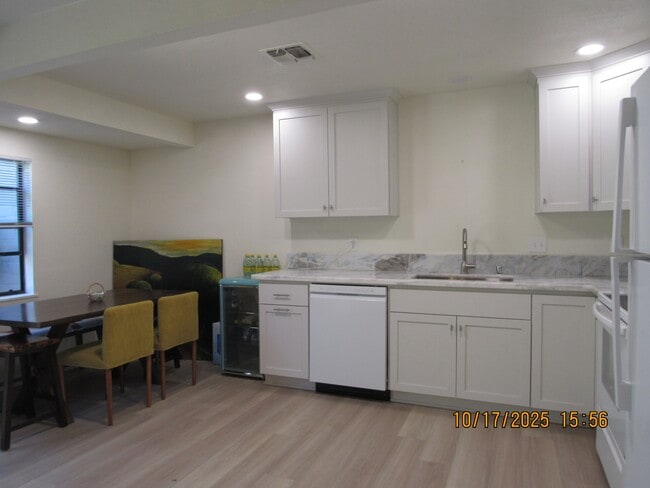 7083-7083 Murieta Pkwy in Rancho Murieta, CA - Building Photo - Building Photo