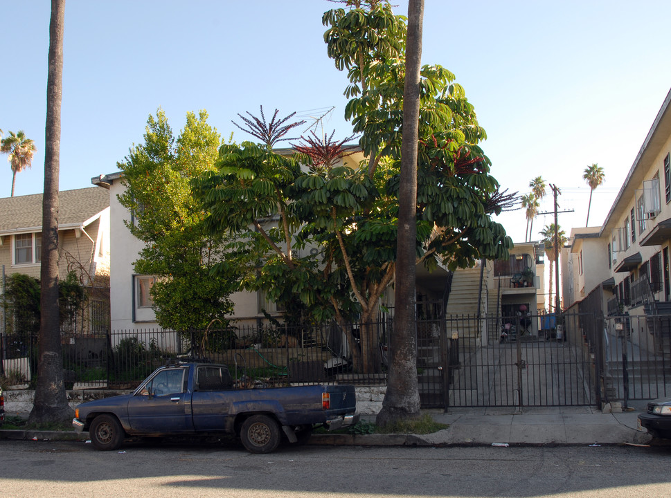 908 Fedora St in Los Angeles, CA - Building Photo