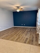 910 SW Airoso Blvd in Port St. Lucie, FL - Building Photo - Building Photo