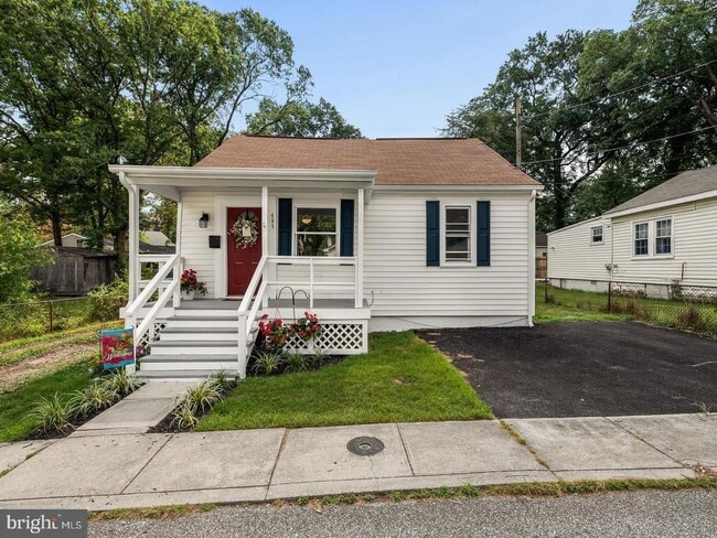 property at 409 Maple Ln NW