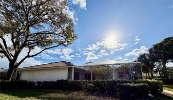 101 Silverleaf Oak Ct in Palm Beach Gardens, FL - Building Photo