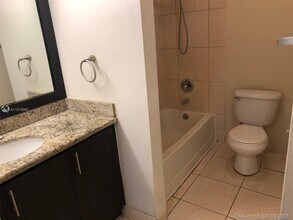 4008 NW 87th Ave, Unit 4008 in Sunrise, FL - Building Photo - Building Photo
