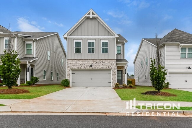 property at 181 E Rdg Wy
