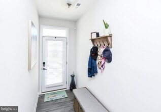 7205 Sprouse Ct in Glen Burnie, MD - Building Photo - Building Photo