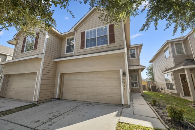 2911 Hackamore Hollow Ln in Houston, TX - Building Photo - Building Photo