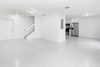 11280 SW 187th St in Miami, FL - Building Photo - Building Photo
