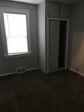 111 W Cornell Ave in Pontiac, MI - Building Photo - Building Photo