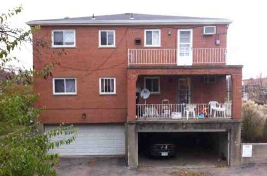 3287 Ferncroft Dr in Cincinnati, OH - Foto de edificio - Building Photo