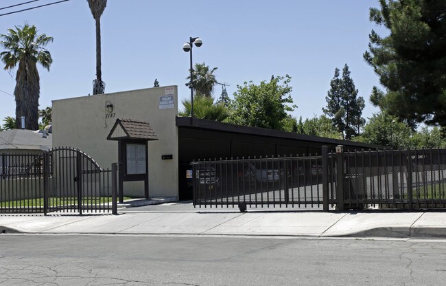1187 Huff St in San Bernardino, CA - Building Photo - Building Photo
