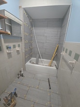 24-26-26 Milton Ave, Unit 2L in Amsterdam, NY - Building Photo - Building Photo