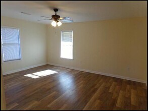 4240 Baucum Pike in North Little Rock, AR - Foto de edificio - Building Photo