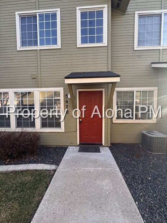 5670 W Bloom St in Boise, ID - Building Photo