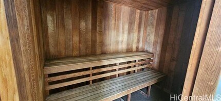 1054 Green St in Honolulu, HI - Building Photo - Building Photo