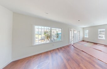 1167 N Berendo St in Los Angeles, CA - Building Photo - Building Photo