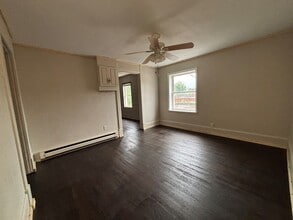 106 High in Coeburn, VA - Building Photo - Building Photo