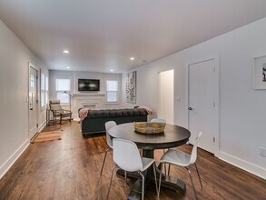 1704 NW 18th St in Oklahoma City, OK - Building Photo - Building Photo