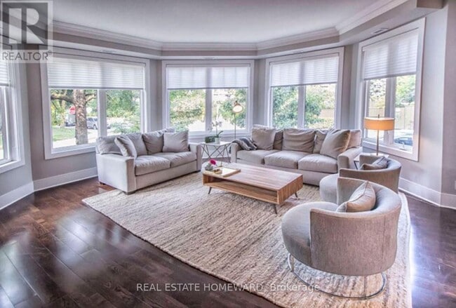 111A Bernard Ave in Toronto, ON - Building Photo - Building Photo