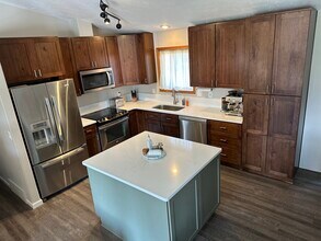 2819 S Newer Ct in Spokane Valley, WA - Building Photo - Building Photo