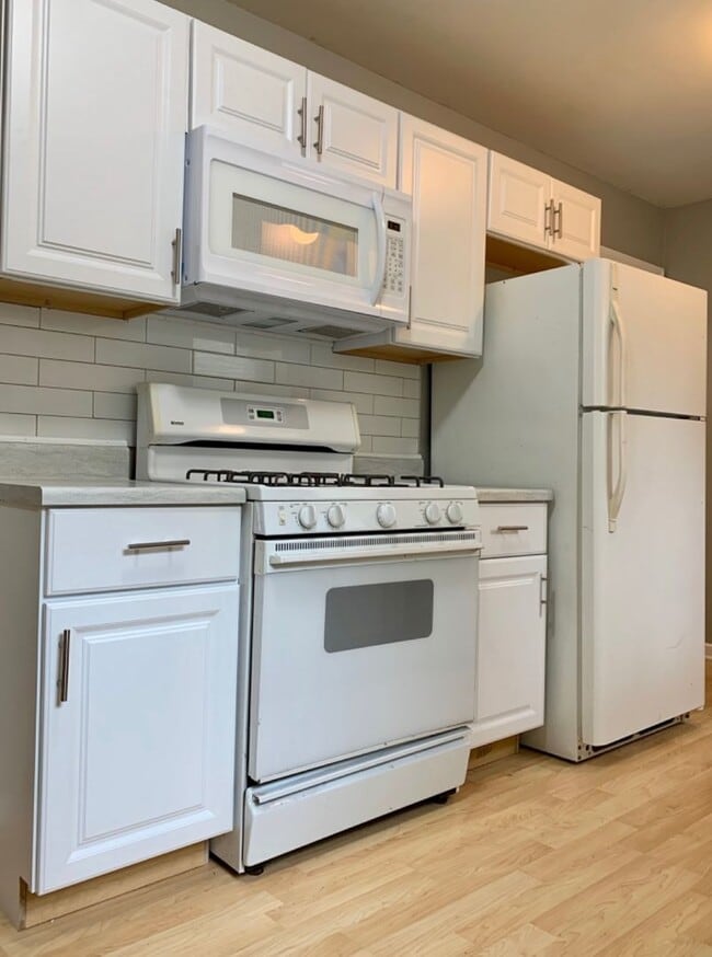 property at 3815 Xenia Ave N