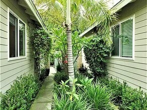 440 W Elk Ave, Unit Unit A in Glendale, CA - Building Photo - Building Photo