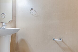 3323 Atherton Canyon Ln in Houston, TX - Building Photo - Building Photo