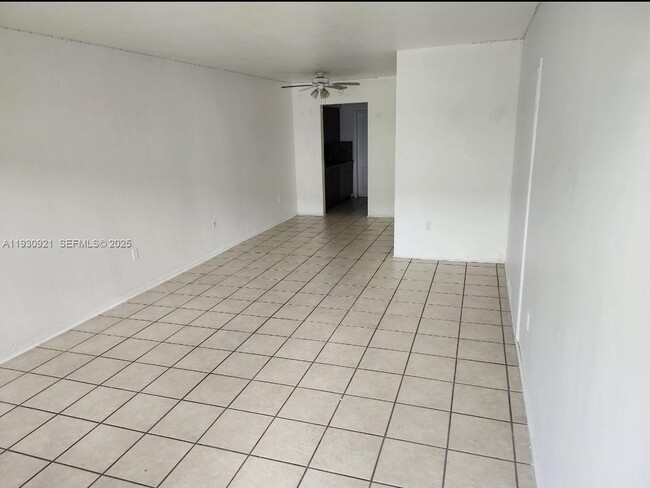 501 77th St in Miami Beach, FL - Building Photo - Building Photo