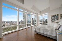 25 Columbus Cir in New York, NY - Building Photo - Building Photo