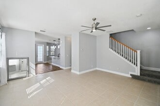 531 Hedgewood Dr in St. Augustine, FL - Foto de edificio - Building Photo