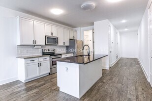 251 S Mill St in Lewisville, TX - Building Photo