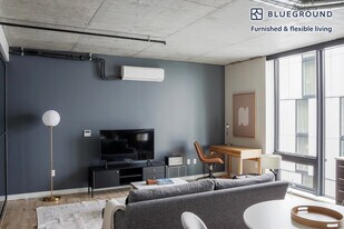 1900 1st Ave, Unit SI FL6-ID719 in Seattle, WA - Building Photo