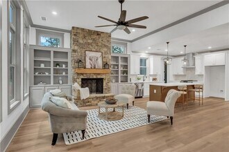 64 Villa Rd in Jasper, GA - Foto de edificio - Building Photo