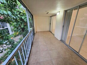 683 NW 13th St in Boca Raton, FL - Building Photo - Building Photo