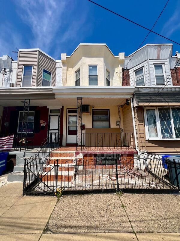 4728 Edmund St in Philadelphia, PA - Building Photo - Building Photo