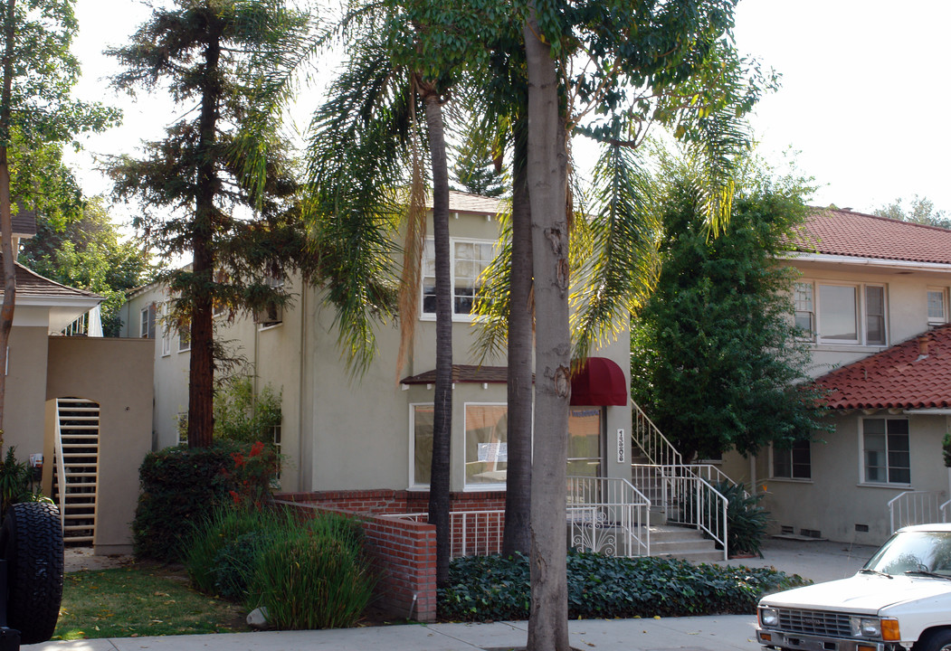 13208 Hadley St in Whittier, CA - Foto de edificio