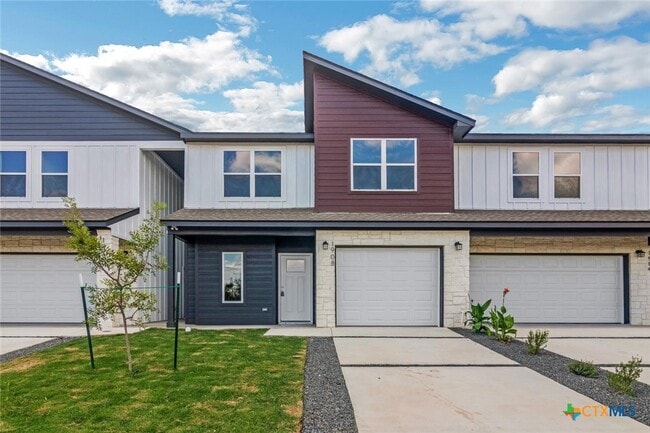 property at 1908 Royal Loop