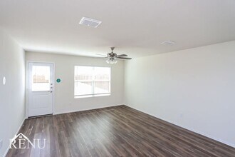 4101 Wintergreen Dr in Forney, TX - Foto de edificio - Building Photo