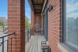 6260 N Broadway St, Unit 2 S in Chicago, IL - Building Photo - Building Photo