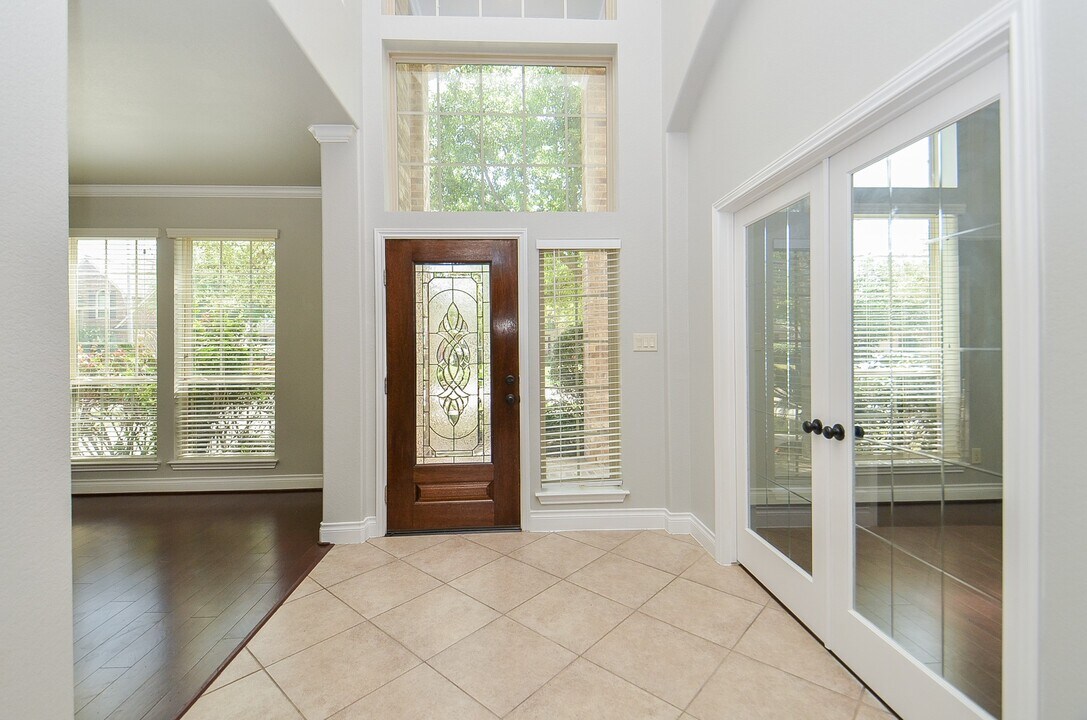 9819 St Romain Dr in Katy, TX - Building Photo