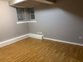 6220 S Eberhart Ave, Unit BE in Chicago, IL - Building Photo - Building Photo